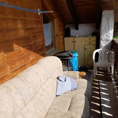 F1 Apartment *